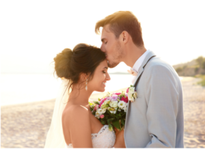 bride groom enjoy wedding at sunset 