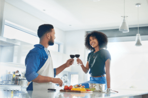 couple cooking in kitch 