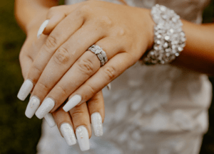 white nails for wedding 